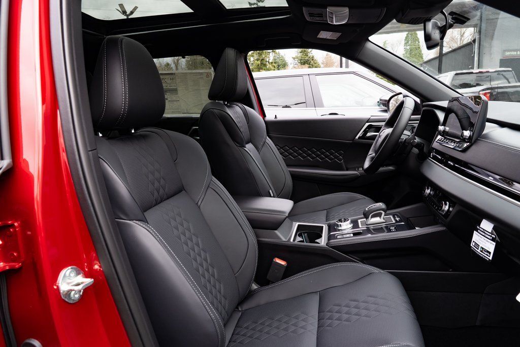 2025 Mitsubishi Outlander PHEV SEL Black Edition Milwaukie OR