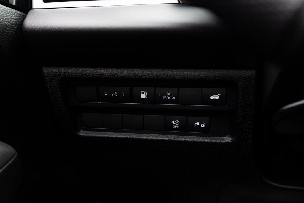 2025 Mitsubishi Outlander PHEV SEL Black Edition Milwaukie OR