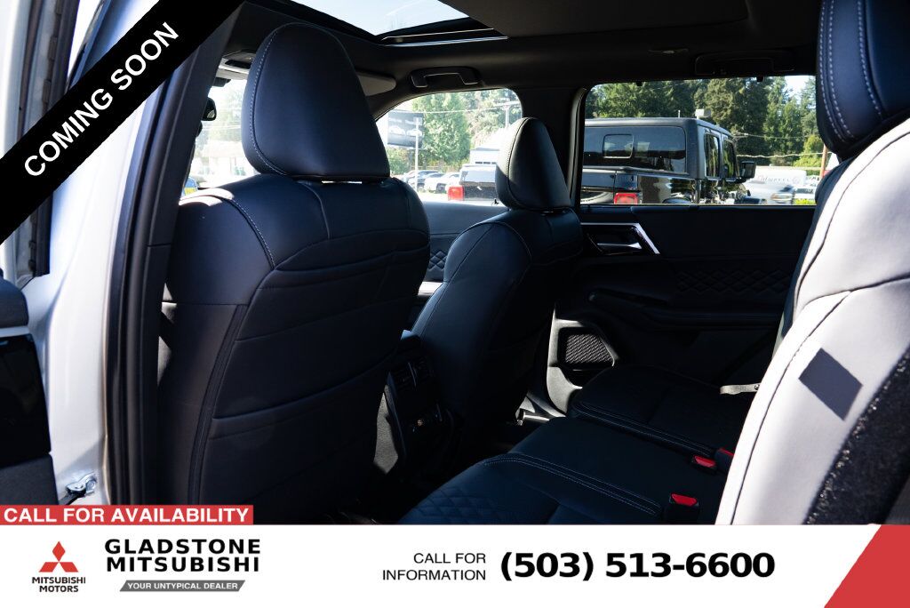 2025 Mitsubishi Outlander PHEV SEL Black Edition Milwaukie OR