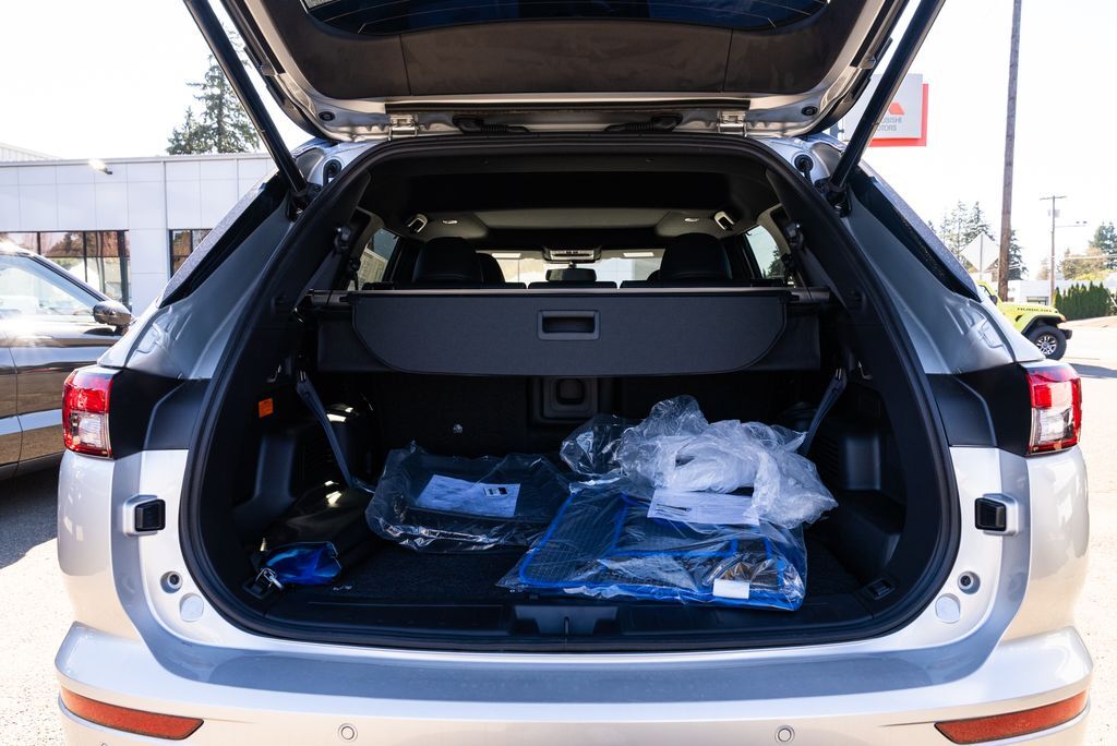 2025 Mitsubishi Outlander PHEV SEL Black Edition Milwaukie OR