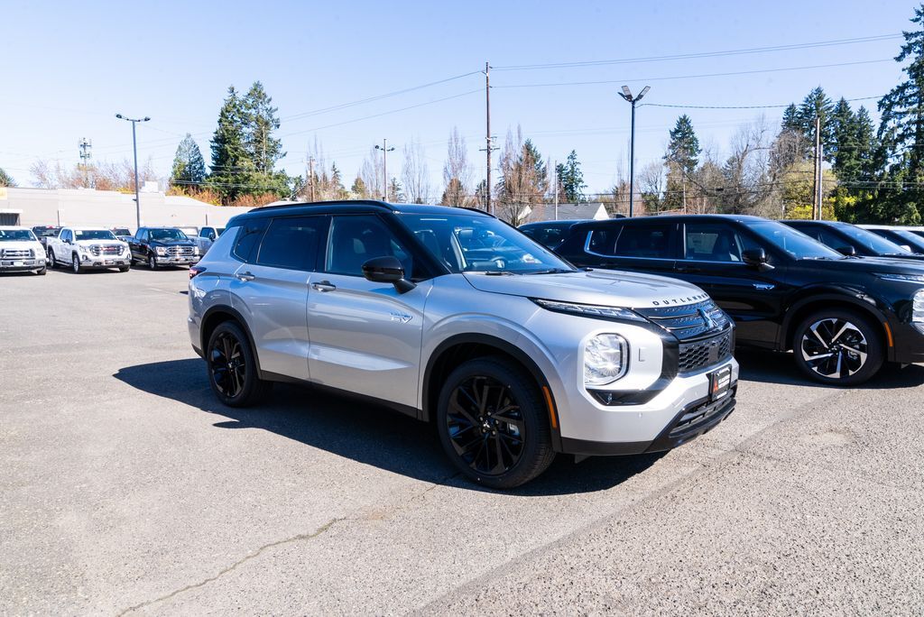 2025 Mitsubishi Outlander PHEV SEL Black Edition Milwaukie OR