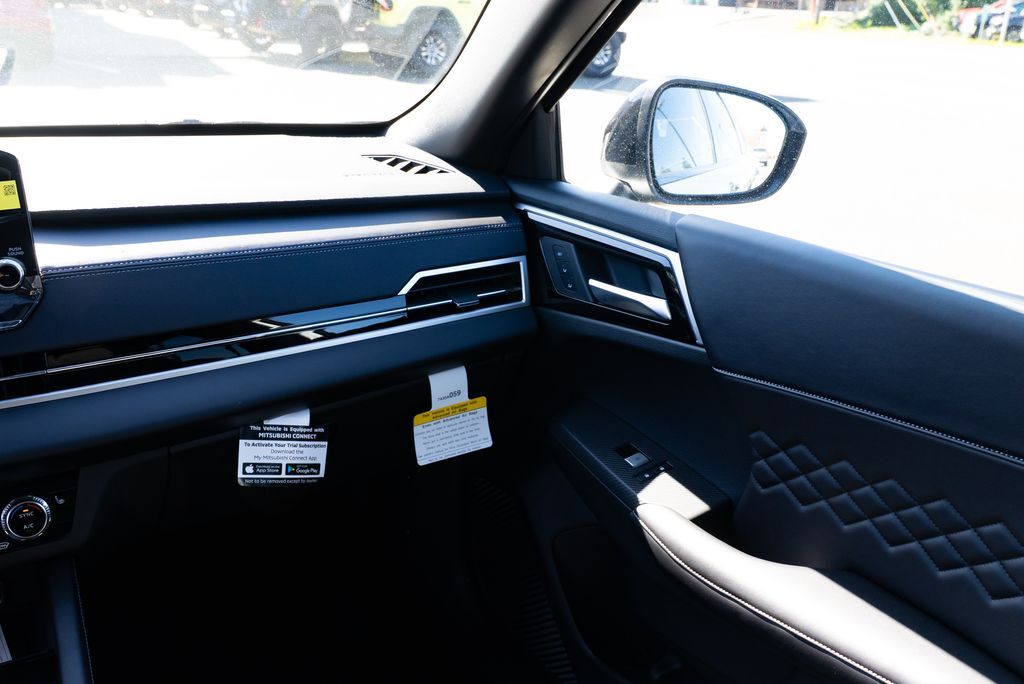 2025 Mitsubishi Outlander PHEV SEL Black Edition Milwaukie OR