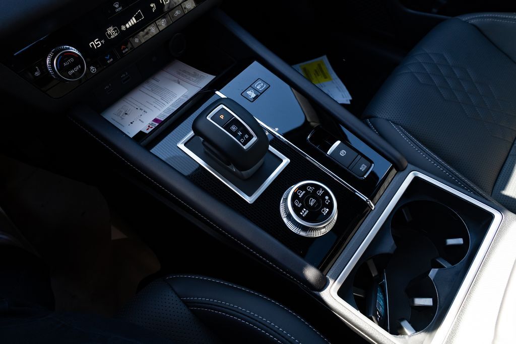 2025 Mitsubishi Outlander PHEV SEL Black Edition Milwaukie OR