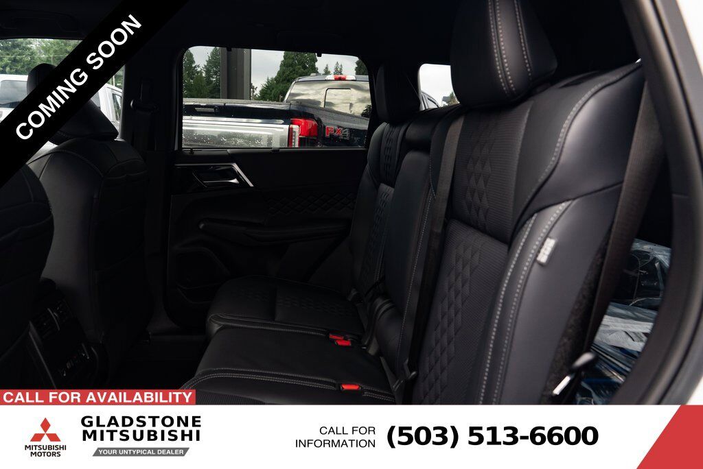 2025 Mitsubishi Outlander PHEV SEL Black Edition Milwaukie OR