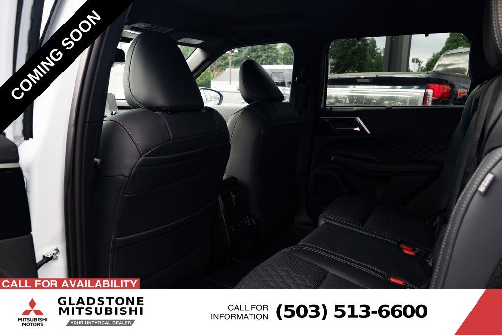 2025 Mitsubishi Outlander PHEV SEL Black Edition Milwaukie OR
