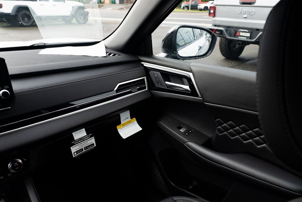 2025 Mitsubishi Outlander PHEV SEL Black Edition Milwaukie OR