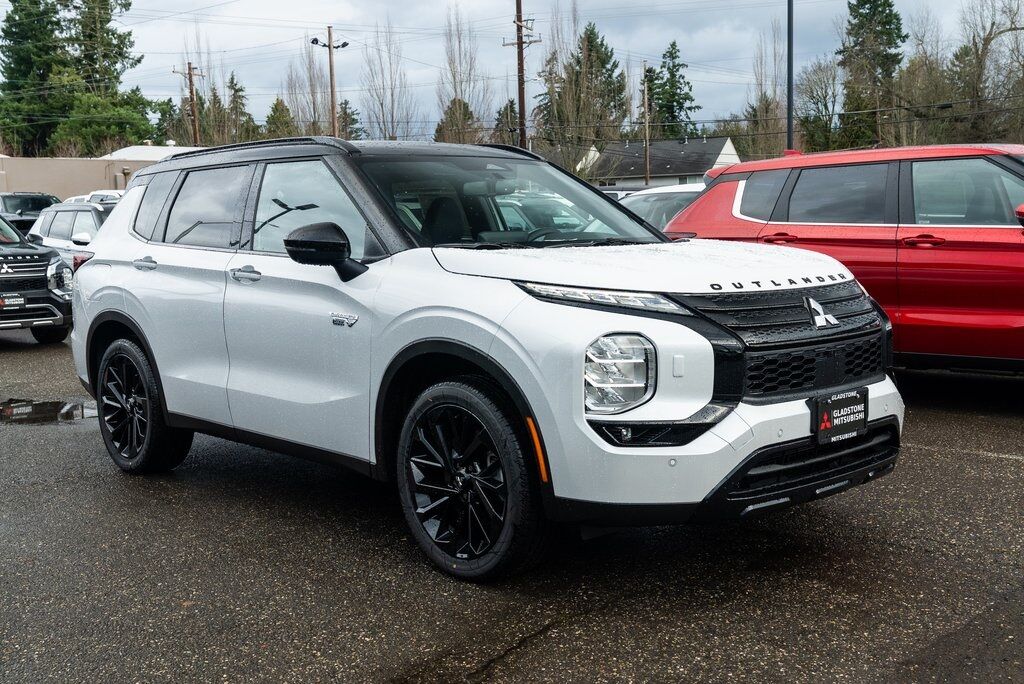 2025 Mitsubishi Outlander PHEV SEL Black Edition
