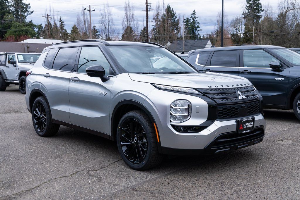 2025 Mitsubishi Outlander PHEV SEL Black Edition