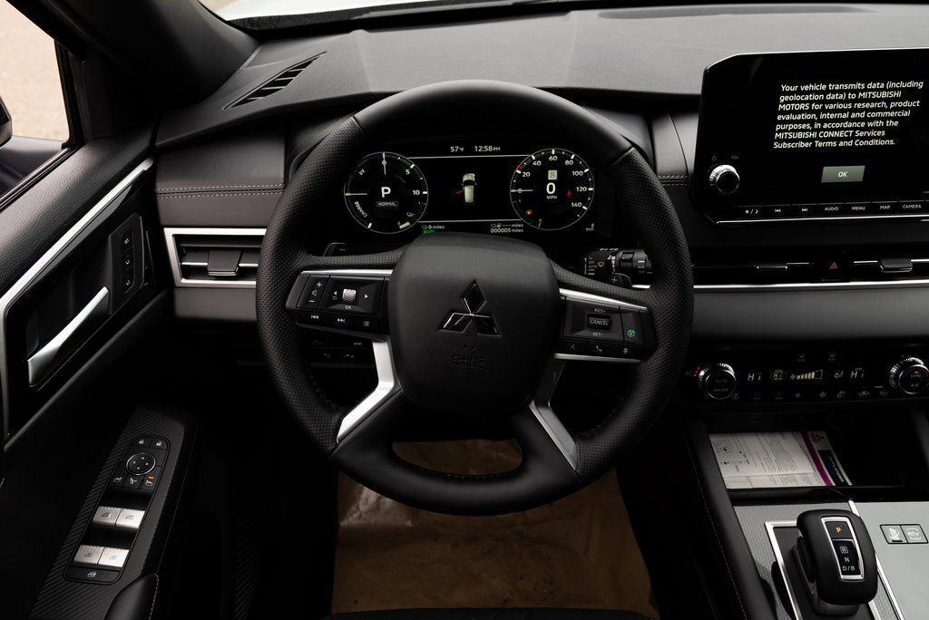 2025 Mitsubishi Outlander PHEV SEL Black Edition Milwaukie OR