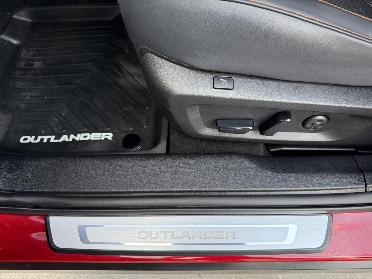 2025 Mitsubishi Outlander PHEV SEL Knoxville TN