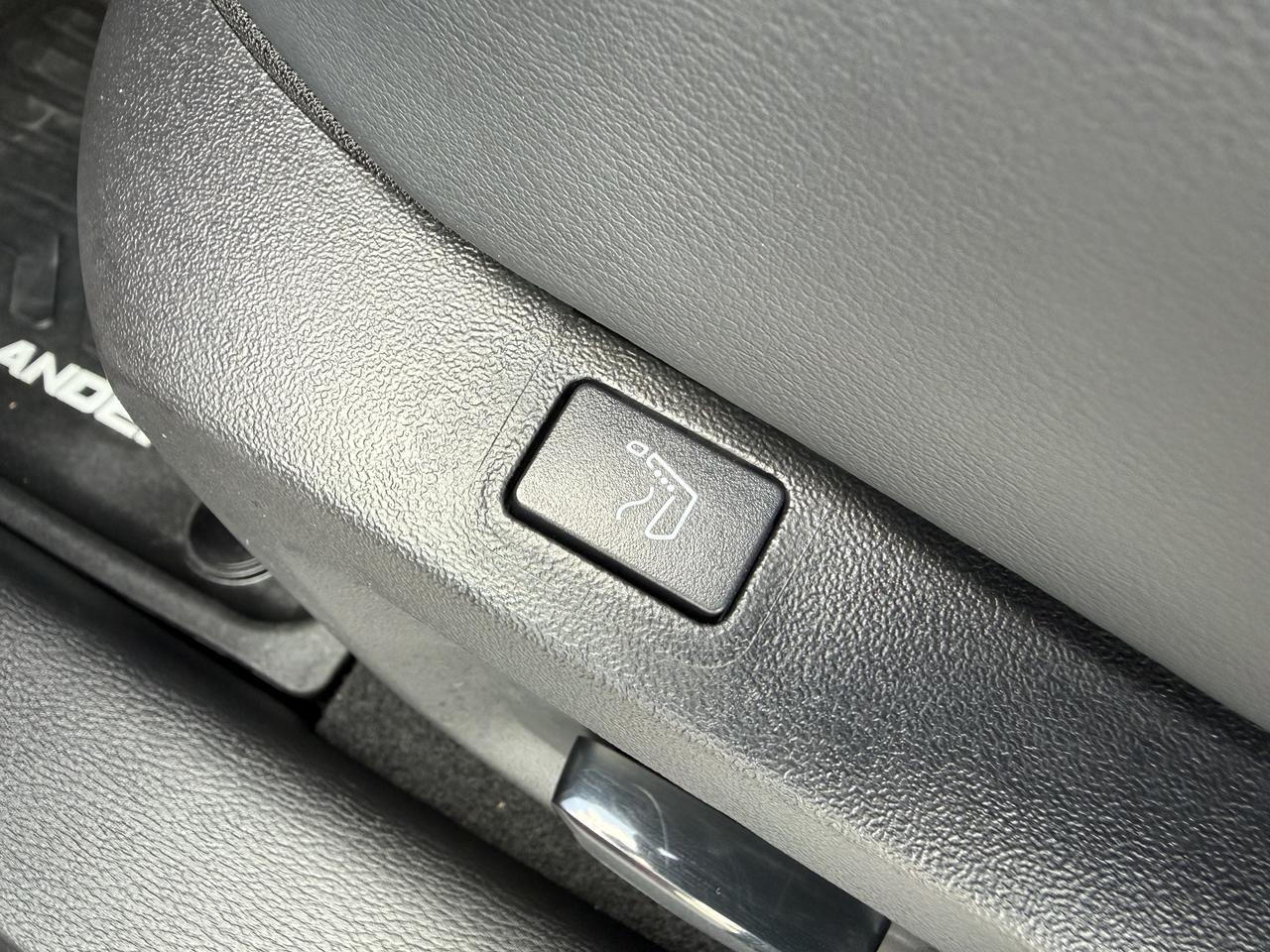 2025 Mitsubishi Outlander PHEV SEL Knoxville TN