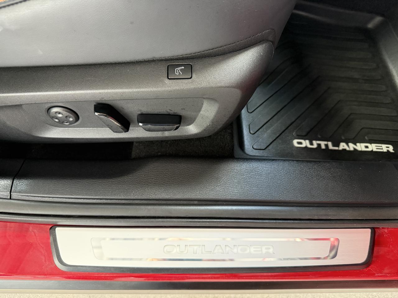 2025 Mitsubishi Outlander PHEV SEL Knoxville TN