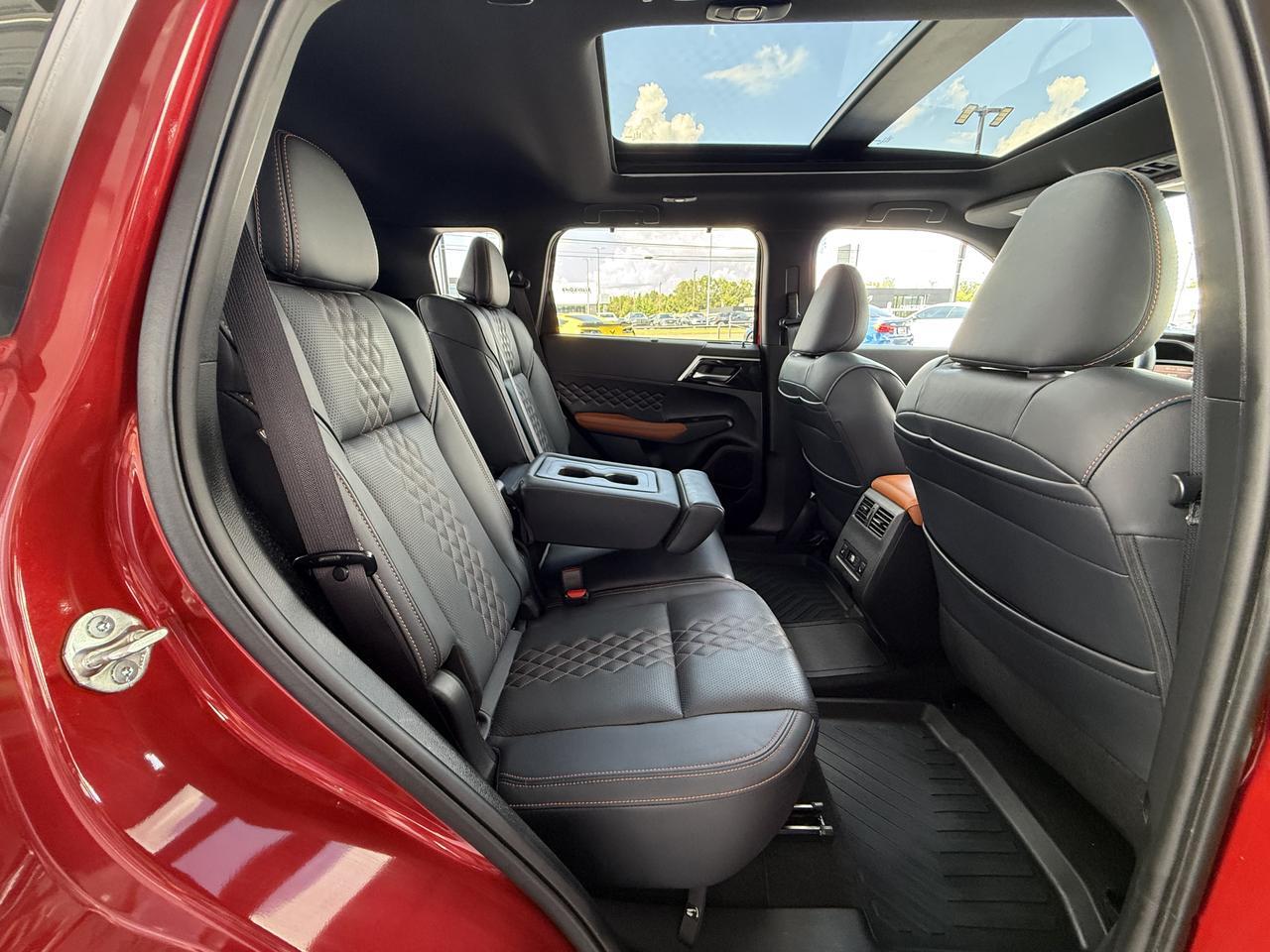 2025 Mitsubishi Outlander PHEV SEL Knoxville TN