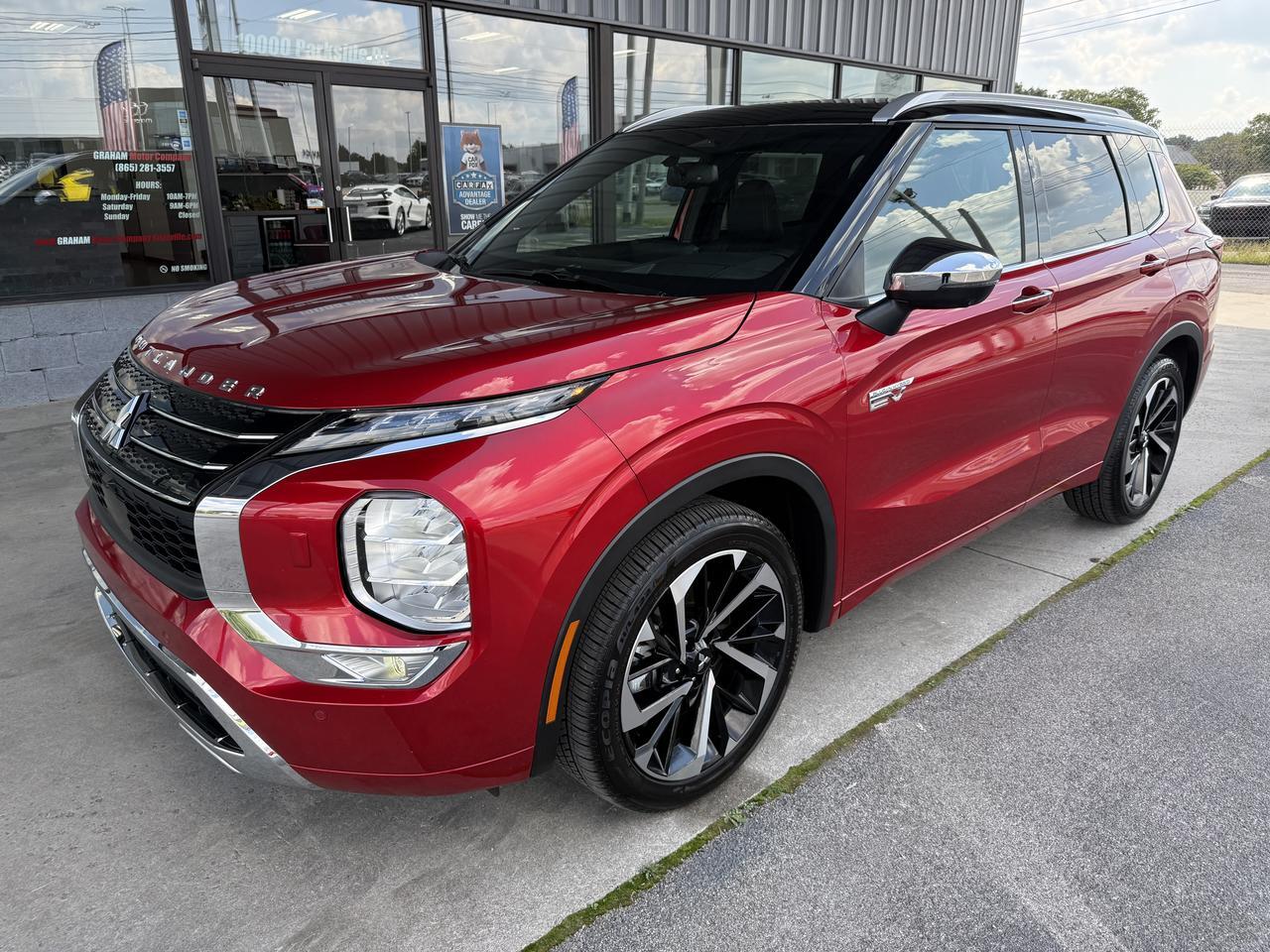 2025 Mitsubishi Outlander PHEV SEL