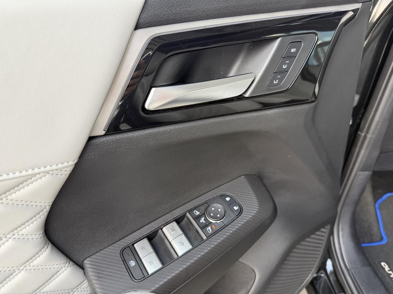 2025 Mitsubishi Outlander PHEV SEL Platinum Edition Knoxville TN