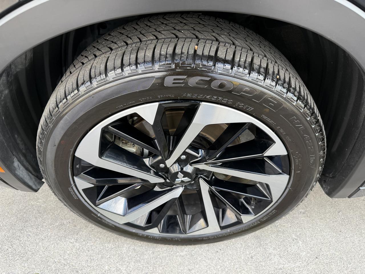 2025 Mitsubishi Outlander PHEV SEL Platinum Edition Knoxville TN