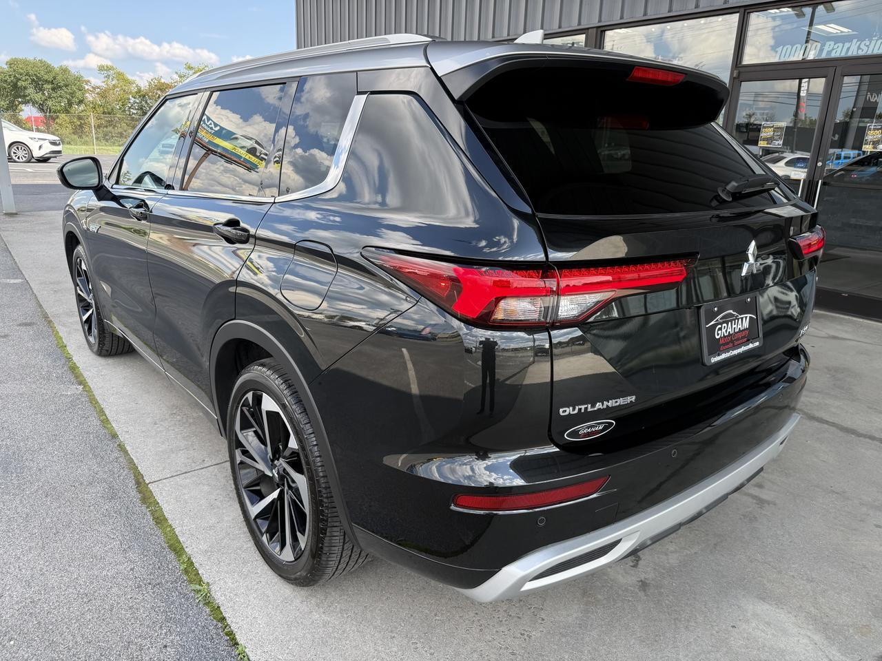 2025 Mitsubishi Outlander PHEV SEL Platinum Edition Knoxville TN