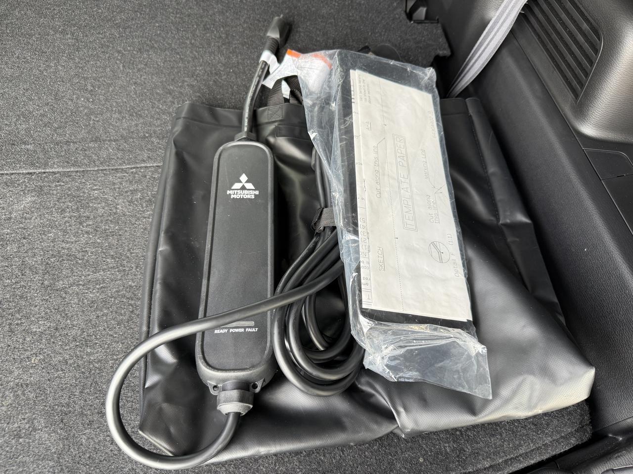 2025 Mitsubishi Outlander PHEV SEL Platinum Edition Knoxville TN