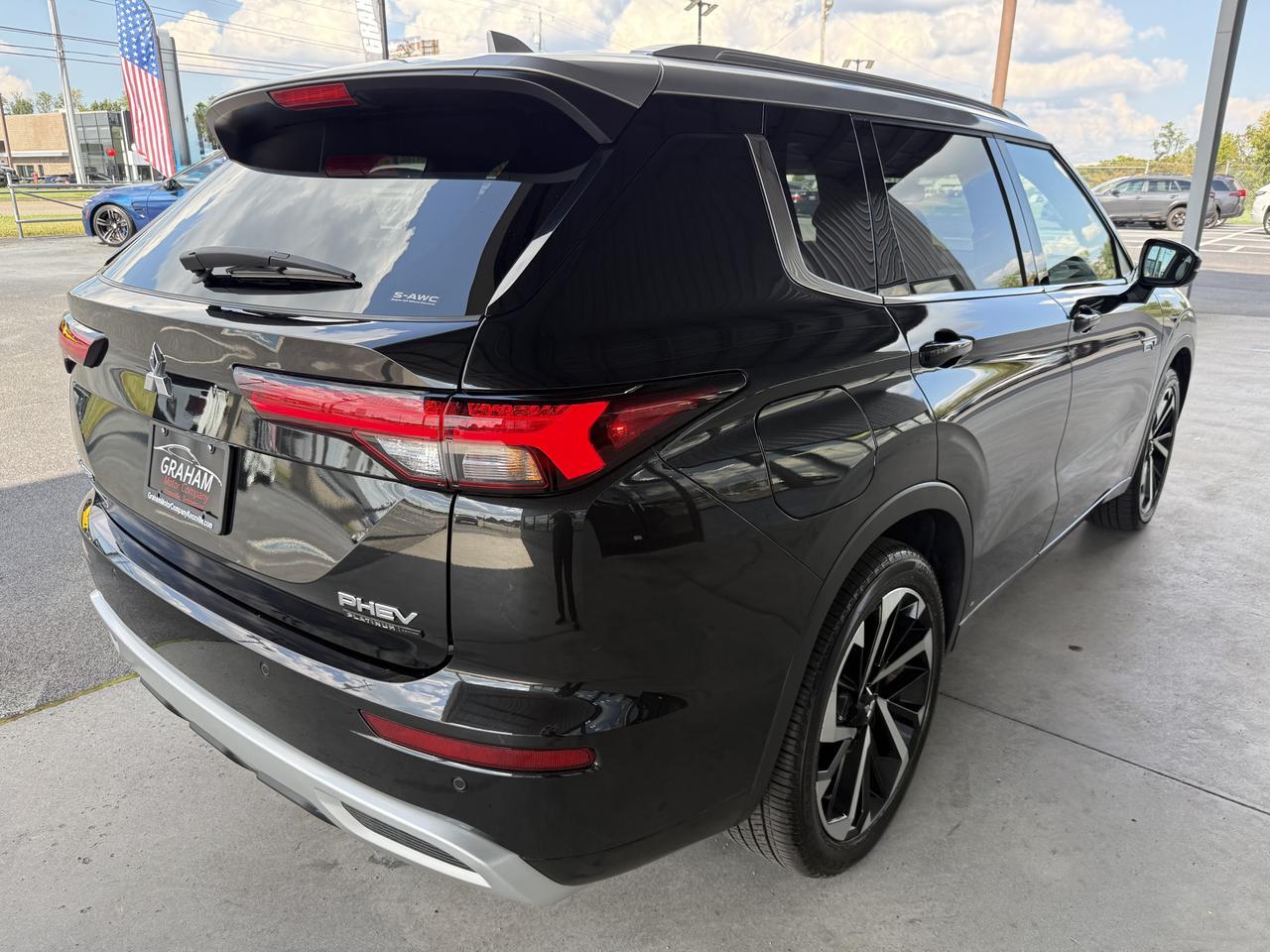 2025 Mitsubishi Outlander PHEV SEL Platinum Edition Knoxville TN