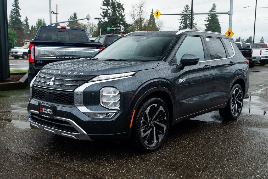 2025 Mitsubishi Outlander PHEV SEL Milwaukie OR