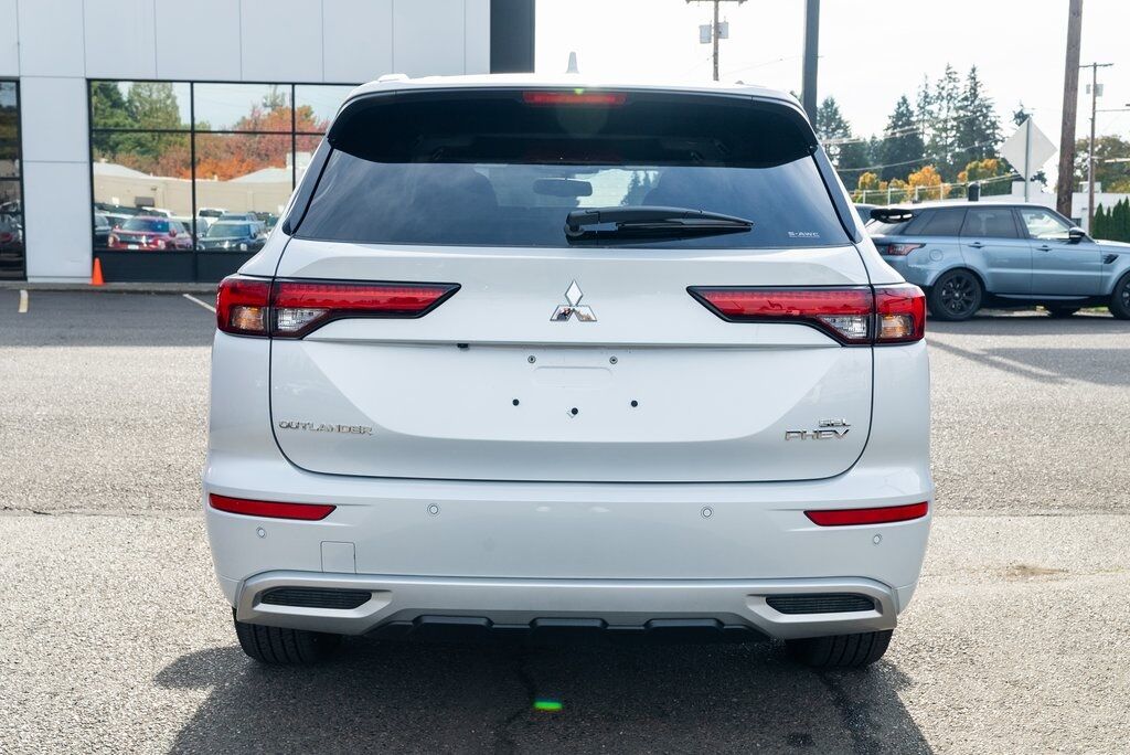 2025 Mitsubishi Outlander PHEV SEL Milwaukie OR