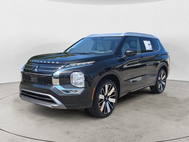 2025 Mitsubishi Outlander Platinum Edition Chattanooga TN
