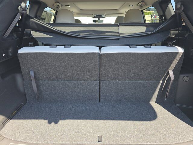 2025 Mitsubishi Outlander Platinum Edition Chattanooga TN