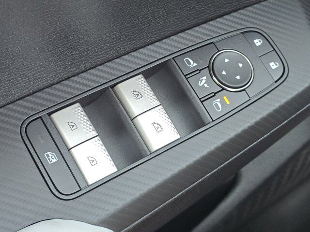 2025 Mitsubishi Outlander Platinum Edition Chattanooga TN