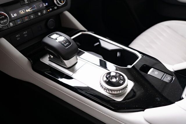 2025 Mitsubishi Outlander Platinum Edition Milwaukie OR