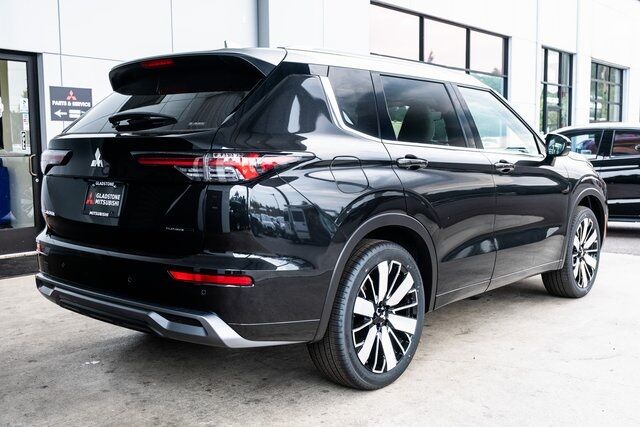 2025 Mitsubishi Outlander Platinum Edition Milwaukie OR