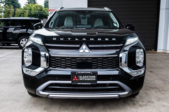 2025 Mitsubishi Outlander Platinum Edition Milwaukie OR