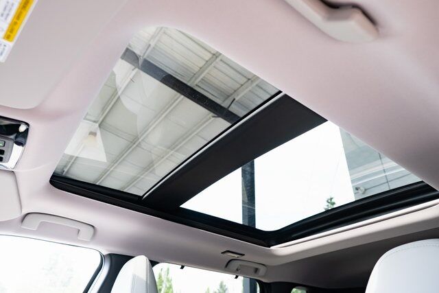 2025 Mitsubishi Outlander Platinum Edition Milwaukie OR