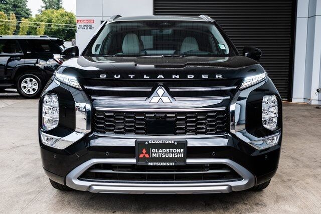 2025 Mitsubishi Outlander Platinum Edition Milwaukie OR