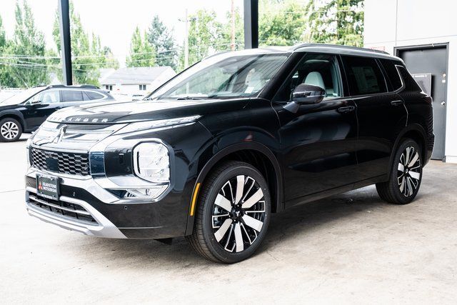 2025 Mitsubishi Outlander Platinum Edition Milwaukie OR