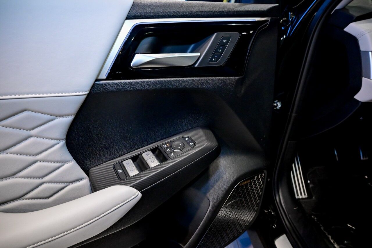 2025 Mitsubishi Outlander Platinum Edition Springfield NJ