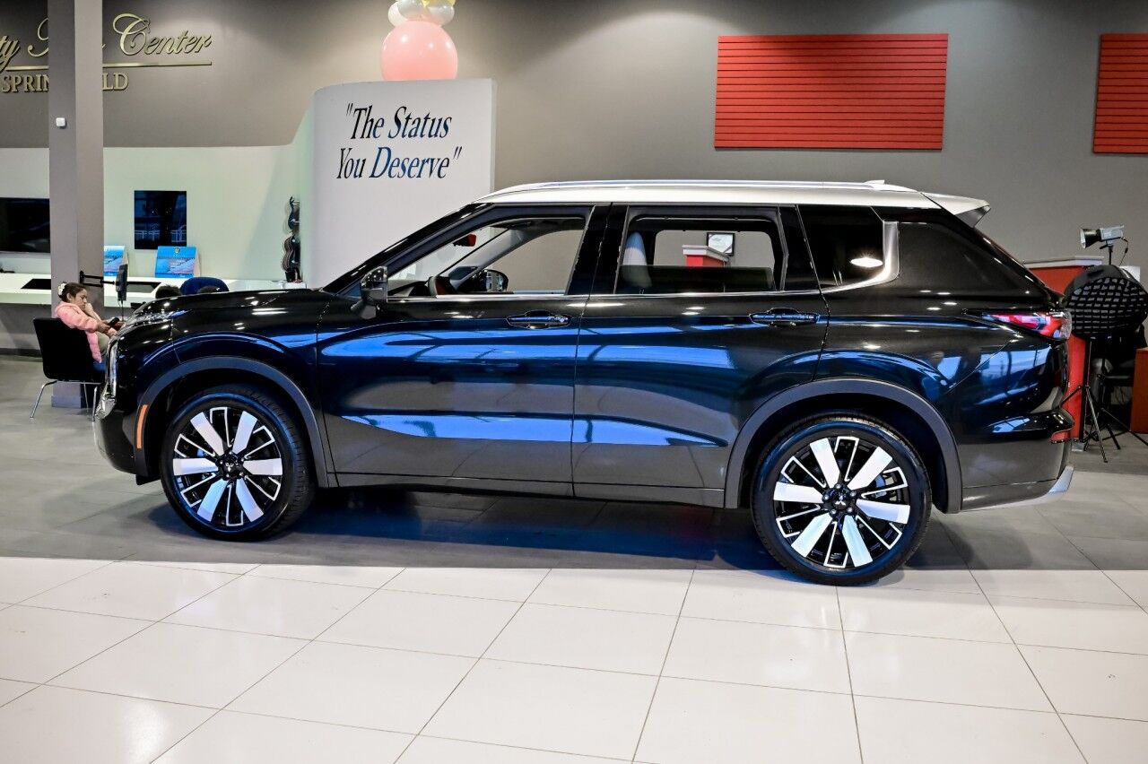 2025 Mitsubishi Outlander Platinum Edition Springfield NJ