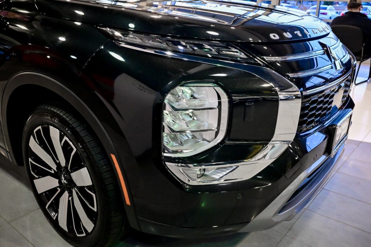 2025 Mitsubishi Outlander Platinum Edition Springfield NJ