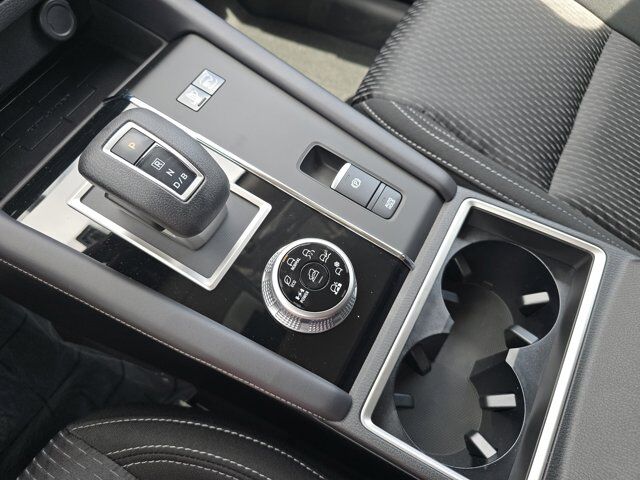 2025 Mitsubishi Outlander Plug-In Hybrid ES Chattanooga TN