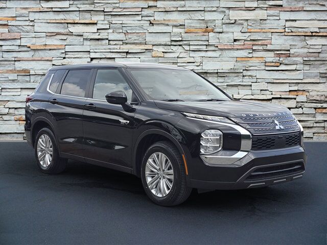 2025 Mitsubishi Outlander Plug-In Hybrid ES Chattanooga TN