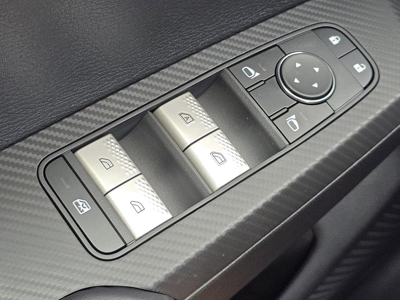 2025 Mitsubishi Outlander Plug-In Hybrid ES Chattanooga TN