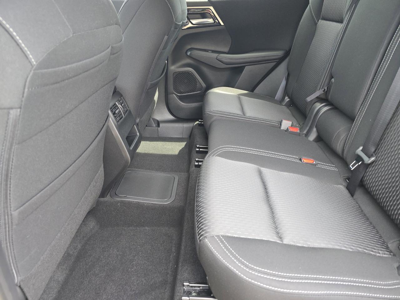 2025 Mitsubishi Outlander Plug-In Hybrid ES Chattanooga TN