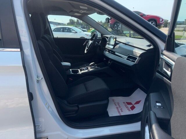 2025 Mitsubishi Outlander Plug-In Hybrid ES Whitecourt AB