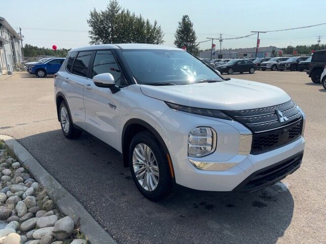 2025 Mitsubishi Outlander Plug-In Hybrid ES Whitecourt AB
