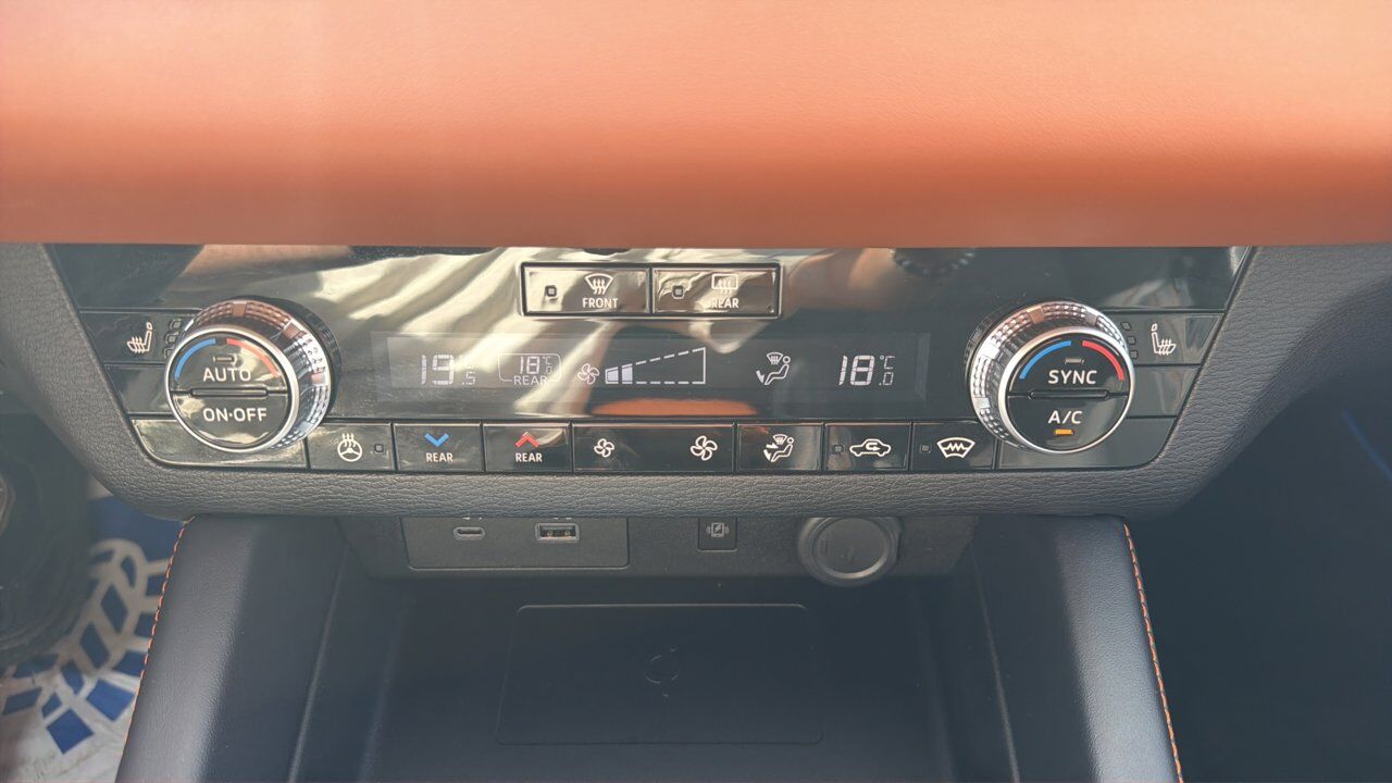 2025 Mitsubishi Outlander Plug-In Hybrid GT Sherwood Park AB