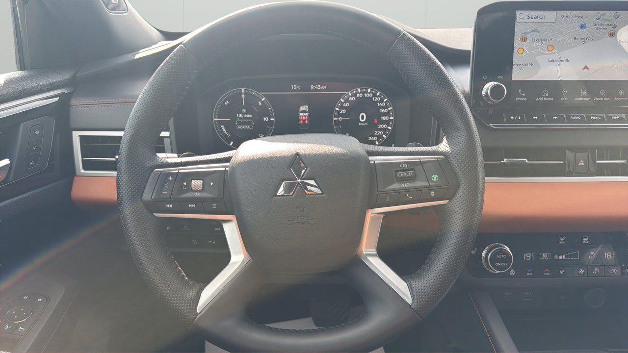 2025 Mitsubishi Outlander Plug-In Hybrid GT Sherwood Park AB