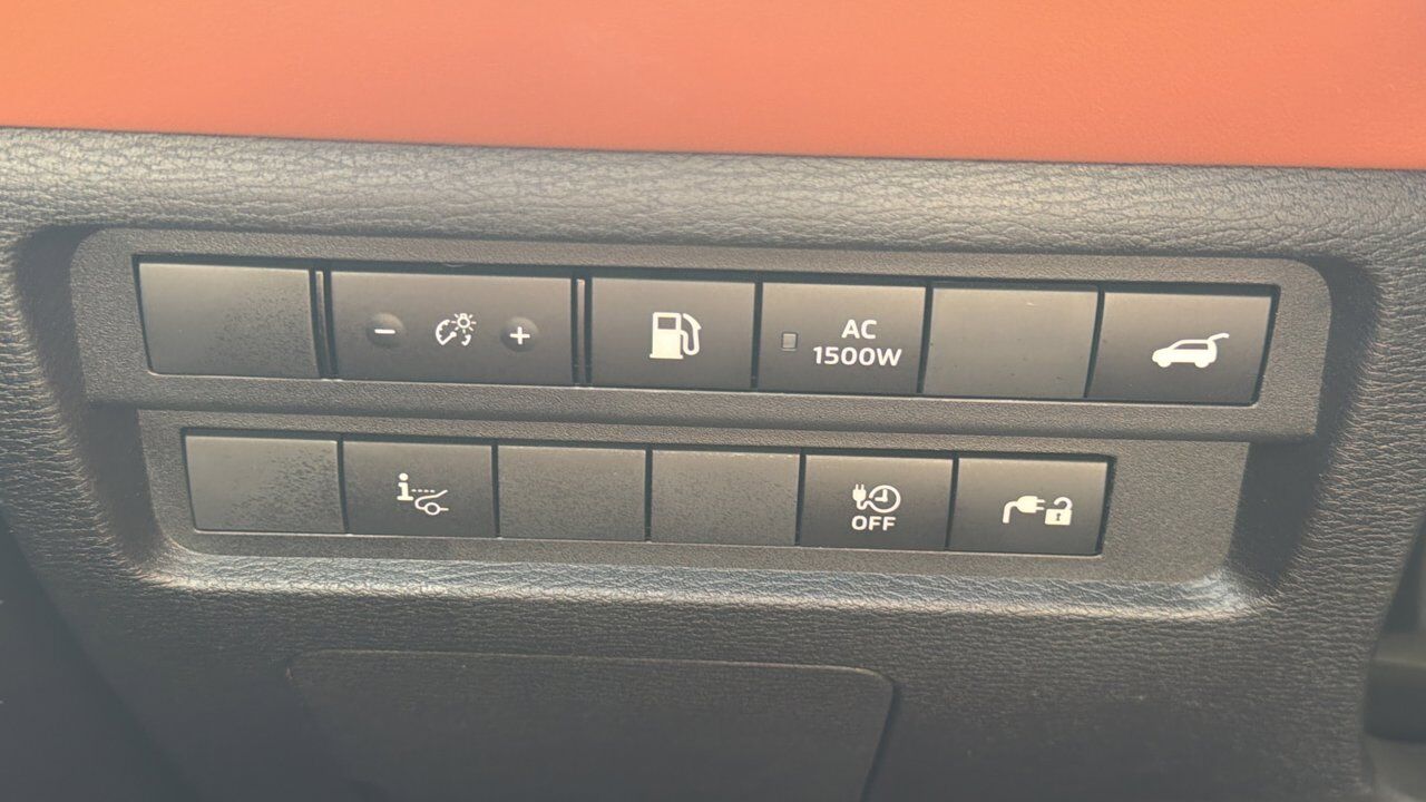 2025 Mitsubishi Outlander Plug-In Hybrid GT Sherwood Park AB