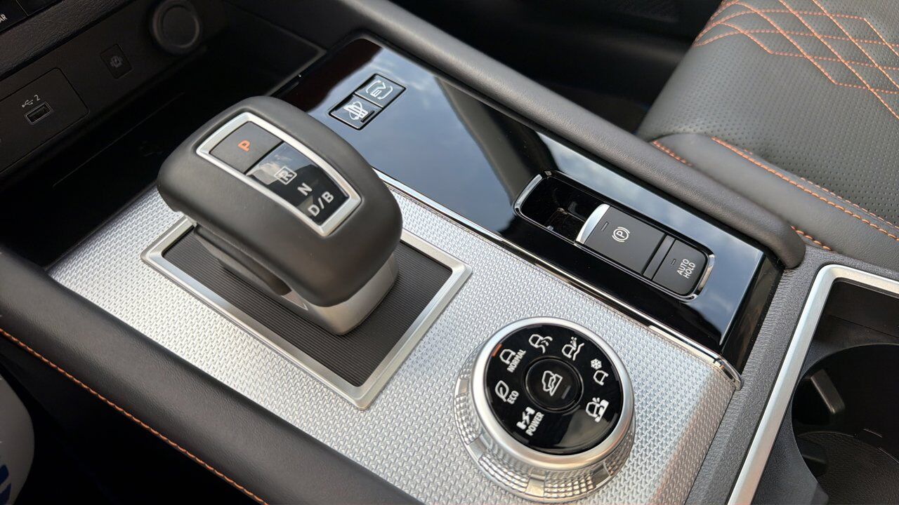 2025 Mitsubishi Outlander Plug-In Hybrid GT Sherwood Park AB