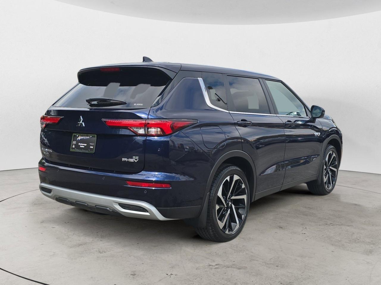 2025 Mitsubishi Outlander Plug-In Hybrid SE Chattanooga TN