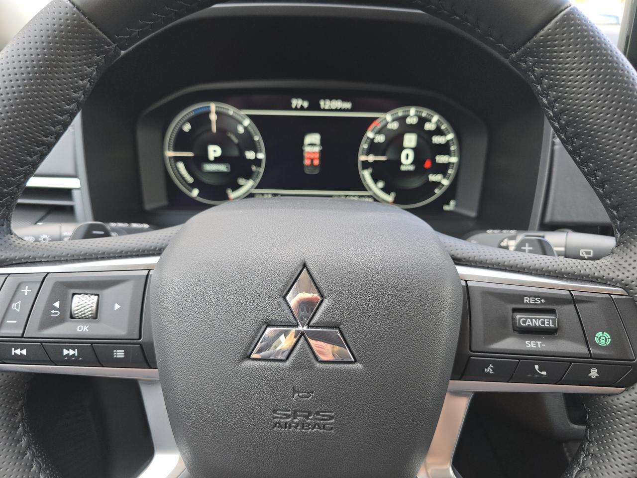 2025 Mitsubishi Outlander Plug-In Hybrid SE Chattanooga TN