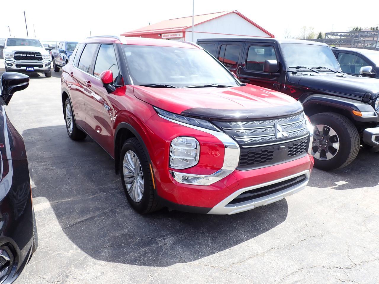 2025 Mitsubishi Outlander Plug-In Hybrid SE S-AWC PLUG IN HYBRID